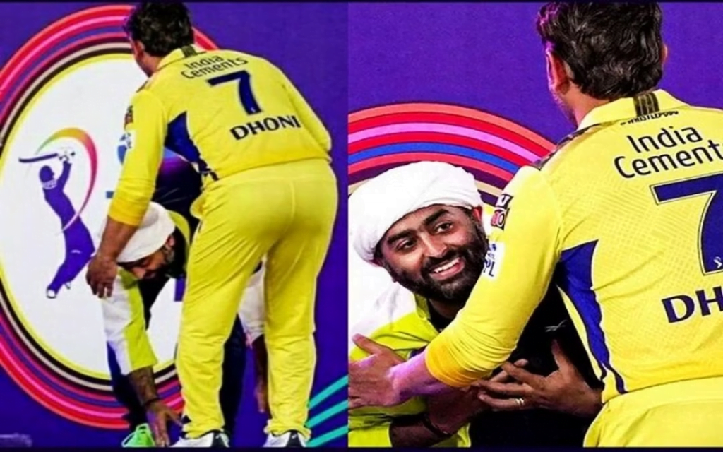 At the IPL 2023 opening ceremony, Arijit Singh made a sincere gesture to MS Dhoni.