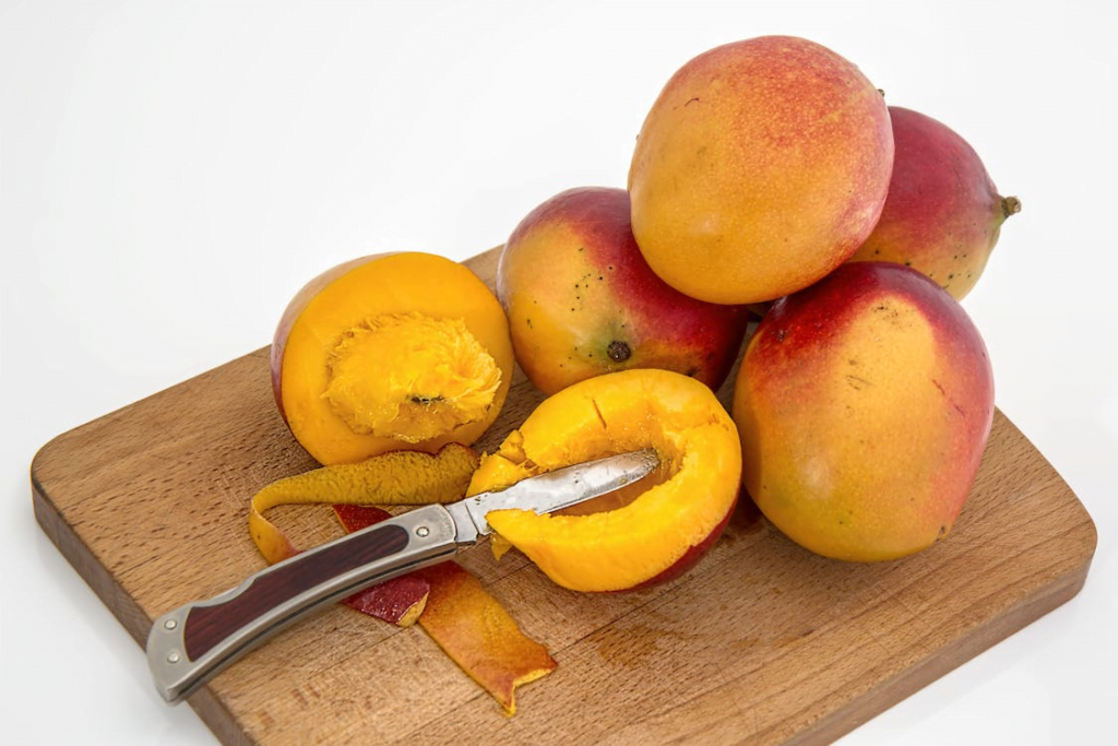 Mangoes and Food Safety: Understanding Potential Risks and Precautions