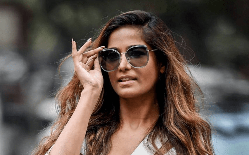 Poonam Pandey dies of cervical cancer at the age of 32. Early Detection Saves Lives: Recognizing Symptoms of Cervical Cancer